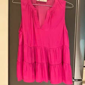 The impeccable Pig hot pink top size L (juniors)